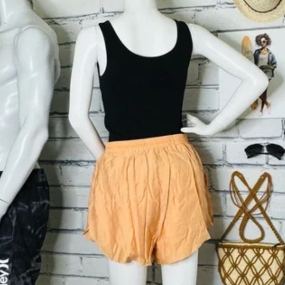 Women’s Coral Orange Shorts NWT - Picture 3 of 6